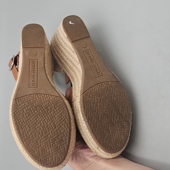 Gentle Souls by Kenneth Cole Celisse Espadrille Wedge Sandal, Women 7 - Picture 13 of 13